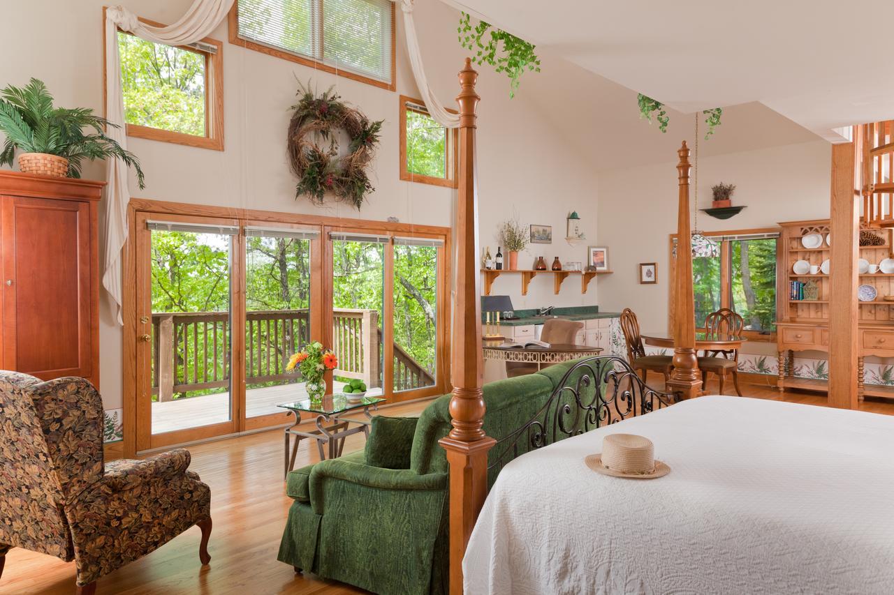 Iris Inn & Cabins Уэйнсборо Экстерьер фото